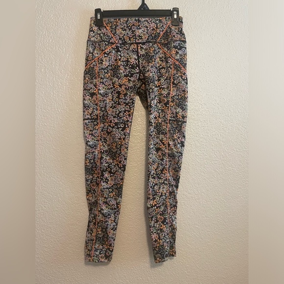 FP Movement Mid-Rise Ankle Length Eden Print Leggings - Picture 2 of 15